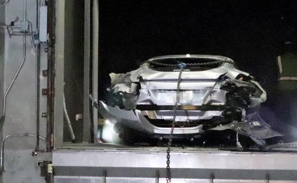 Il curioso caso della Ferrari Roma precipitata nella tromba dell’ascensore a Palm Beach