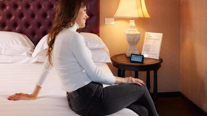Alexa in hotel – il nuovo maggiordomo virtuale