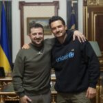 Orlando Bloom incontra Zelensky e parla dei bambini Ucraini segnati dal conflitto scatenato da Putin