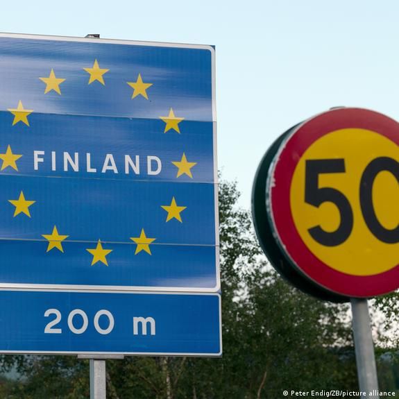 Finlandia: uomo multato 121mila euro per aver guidato a 82 km/h in una zona di 50 km/h