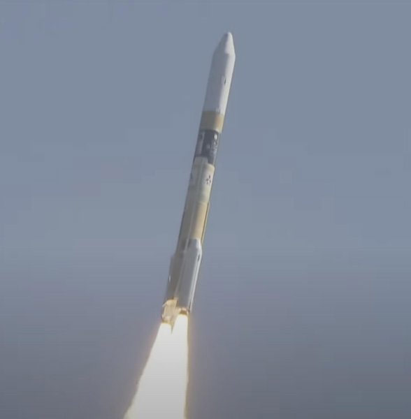 l'Agenzia di Esplorazione Aerospaziale Giapponese (JAXA) ha lanciato con successo una missione spaziale con un telescopio a raggi X ad alta potenza e un atterraggio sulla Luna