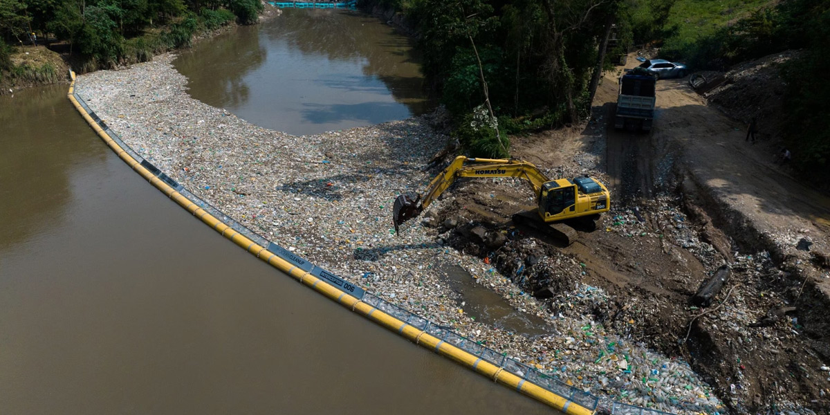 Ocean Cleanup Rimozione dei detriti plastici dalle acque