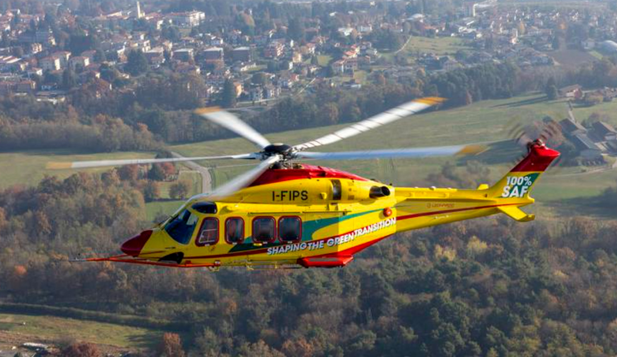 Leonardo e Pratt & Whitney primo volo di un elicottero AW139 alimentato esclusivamente da carburante sostenibile al 100%. utilizzo del Sustainable Aviation Fuel (SAF)