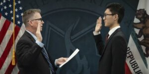 California: passa l’esame di avvocato a 17 anni