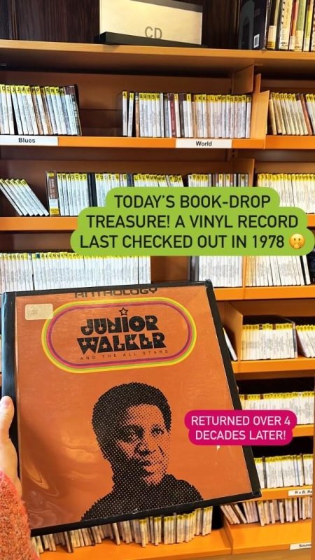 Disco in vinile restituito alla biblioteca di Boston 47 anni dopo la scadenza della data di restituzione