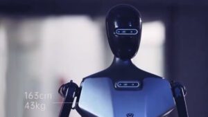 Il Robot umanoide cinese Tiangong : un futuro sempre più umano Il Robot umanoide cinese Tiangong: l'avanguardia della robotica antropomorfa elettrica. Continua evoluzione robotica