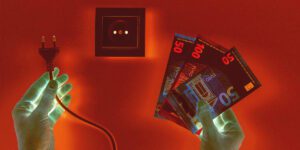 Bollette in aumento nel 2025: rincari del 18,2% per i clienti vulnerabili e impatti su famiglie e imprese.