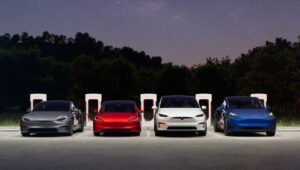 Tesla vendite in calo: analisi del 2024, tra concorrenza crescente, domanda in diminuzione e impatti politici. Scopri i dati e le sfide dell’azienda leader nei veicoli elettrici.