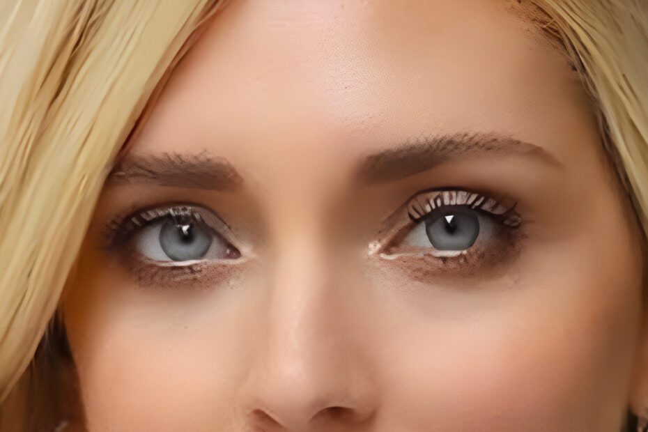 Chiara Ferragni biografia: dall’ascesa nel mondo della moda e dei social alla sua caduta tra scandali e crisi personali. La storia dell’influencer più famosa d’Italia.
