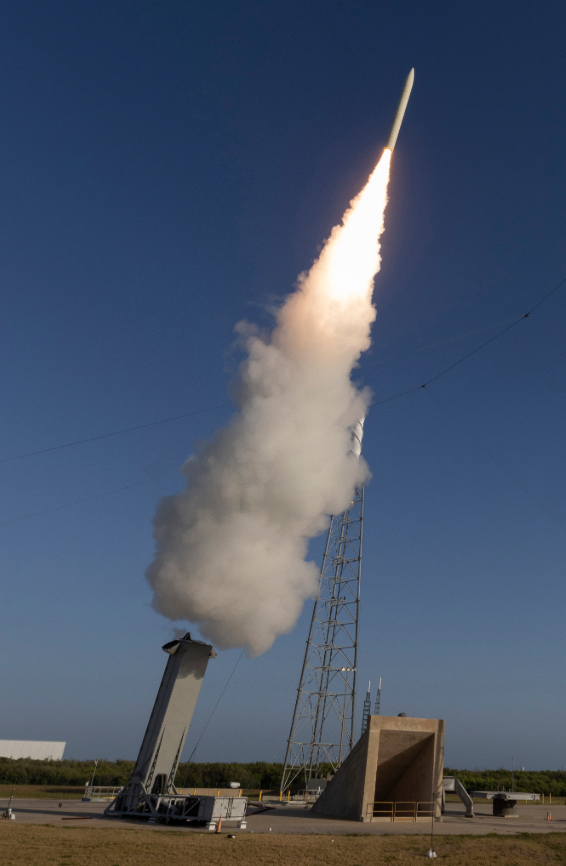 Naval hypersonic missiles: the US Navy successfully tests the cold gas launch of the CPS, ushering in a new era of strategic deterrence.