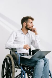 pexels-ivan-samkov-8127977