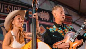 Lovesick Duo, il viaggio italiano nel cuore del rock’n’roll e del country western swing Lovesick Duo country: dal rock’n’roll italiano ai palchi internazionali, tra album, collaborazioni e successi nel western swing.